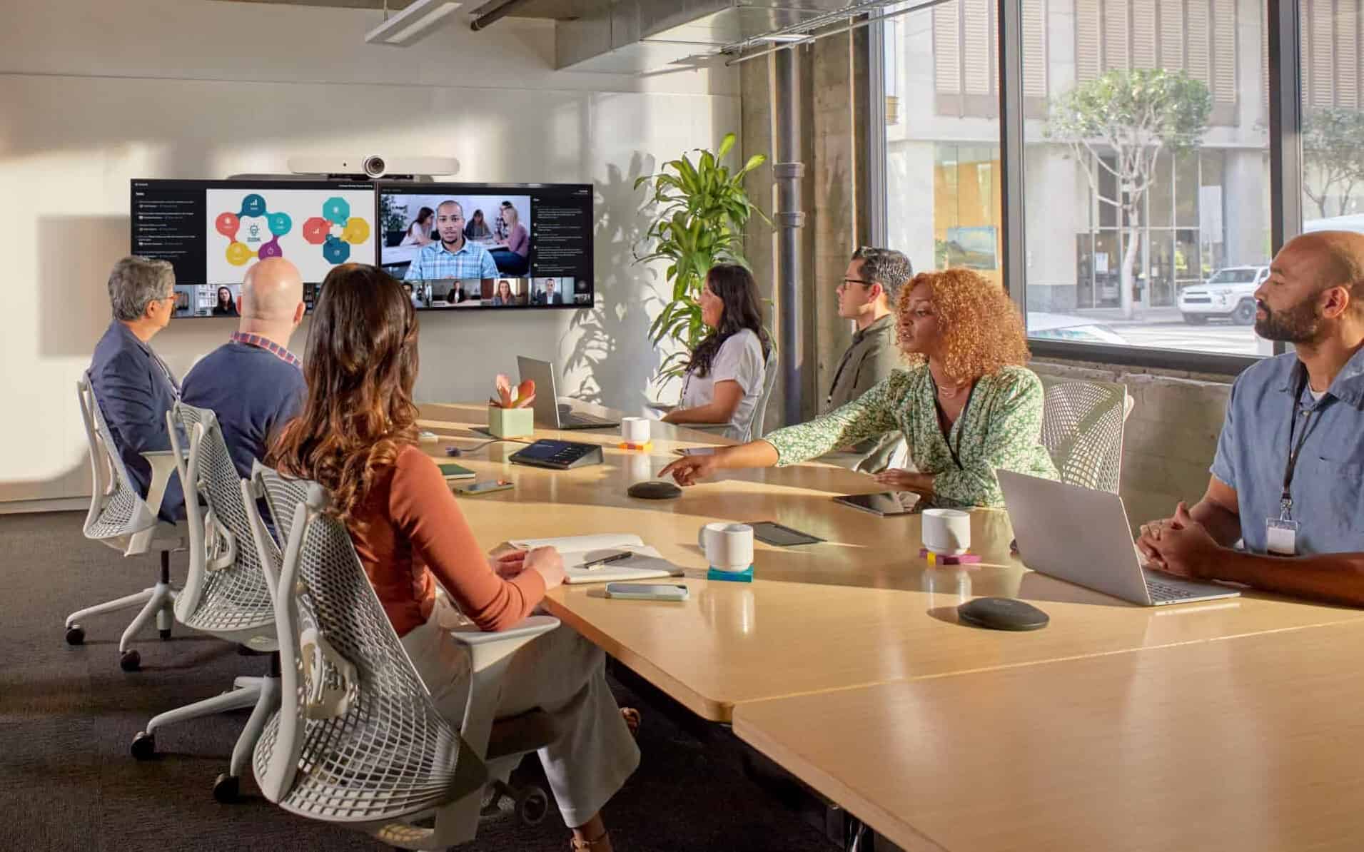 Four ways Logitech devices enhance your Microsoft Teams Rooms
